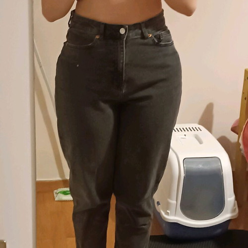 Mom jeans H&M black like new, size M