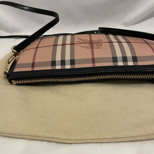 Burberry authentic bag like new
