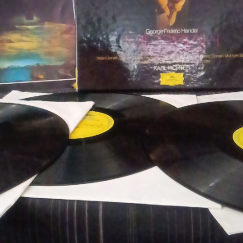 George Friedric Handel Messiah vinyl used in good condition