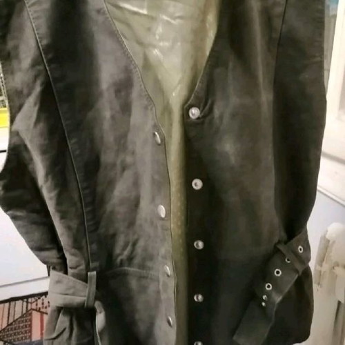 Indian genuine leather vest like new, size M/L, olive-brown