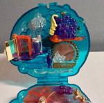 Polly Pocket Beth in good condition