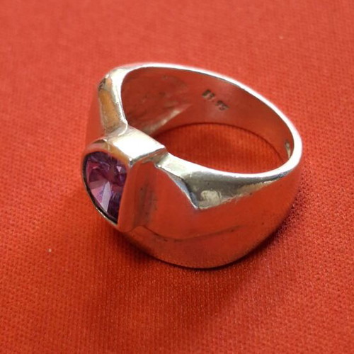 Silver ring used, with 925 hallmark, adjustable size