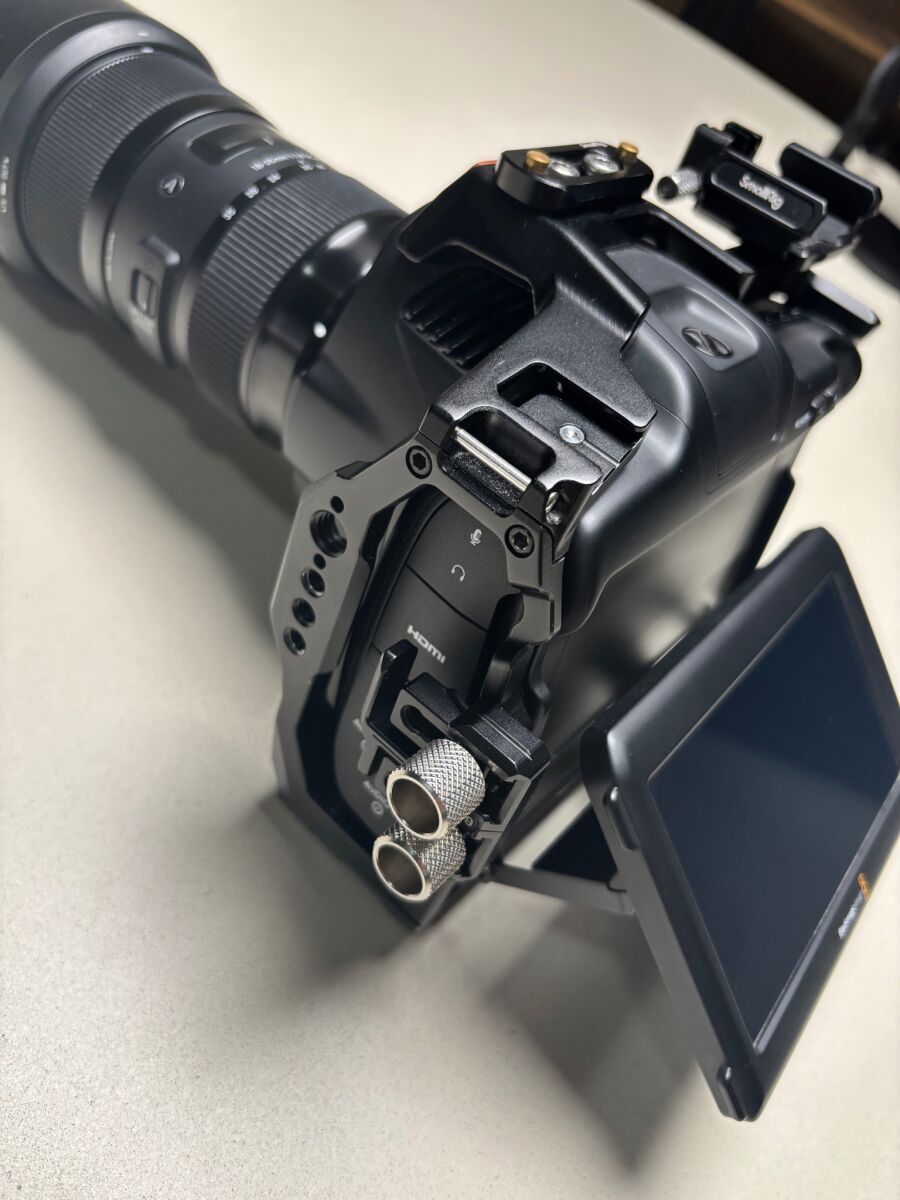 Blackmagic 6K Pro camera with Sigma… - € 1.800,00 - Vendora.cy