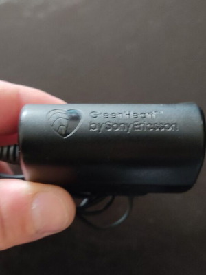 Sony Ericsson micro usb charger used