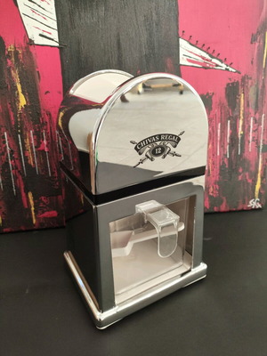 Chivas Regal ice crusher used, collectible, manual 2.35 kg
