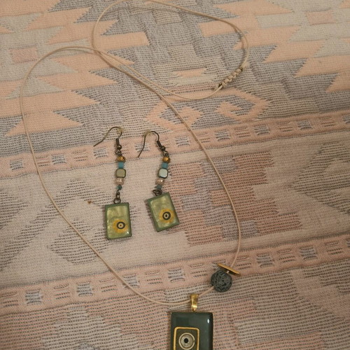 Jewelry new, not silver earrings