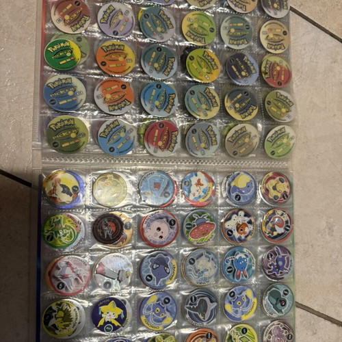 Pokémon Pickers collection like new with many pieces