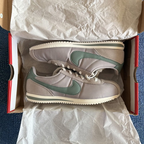 Nike Cortez Textile (GS) women's sneakers size 40