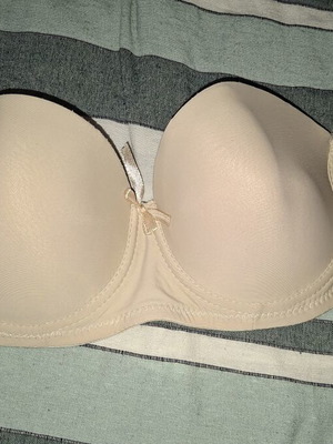Strapless beige bra size 38 in excellent condition
