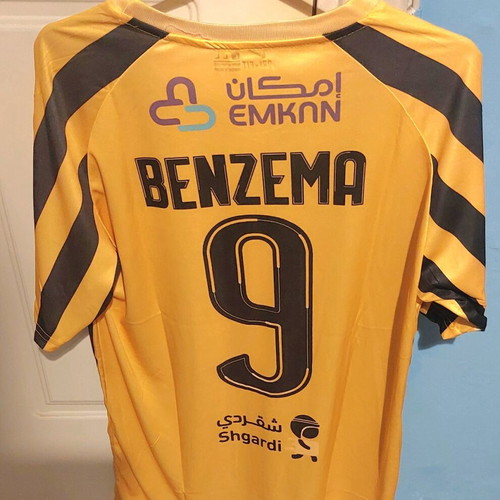 Benzema jersey new, size large with stitched logo