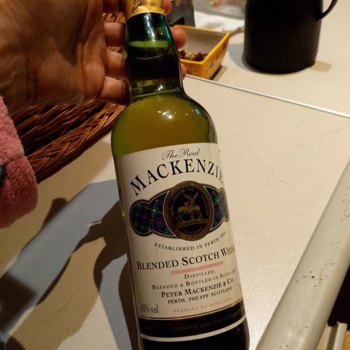 Whisky Mackenzie sealed 700ml