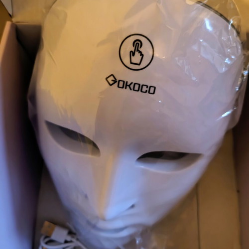 Phototherapy Face Mask new in box