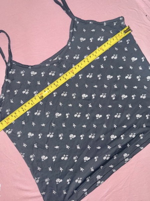 Top medium size new, gray