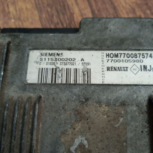 Computer Renault Megane Scenic 1.6 Siemens S115300202A used