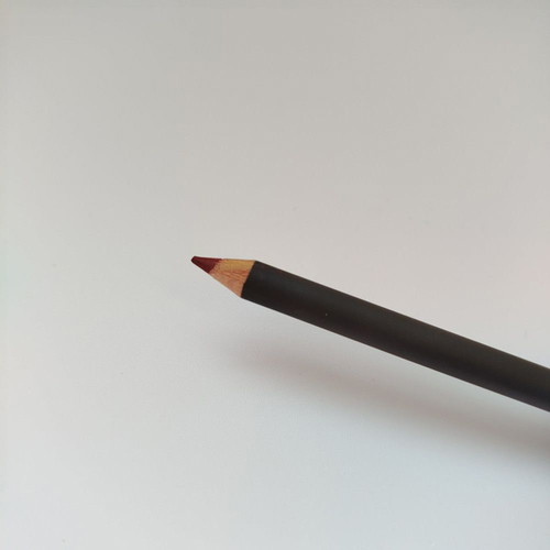 MAC Brick lip pencil like new, red shade