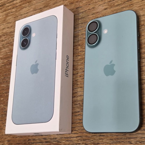 iPhone 16 128GB teal smartphone