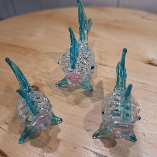 Italian glass fish miniatures like new, set of 3