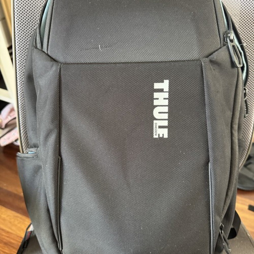 Thule Laptop Bag 20L Like New