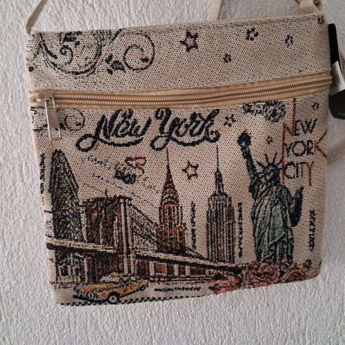 Crossbody bag new with New York design
