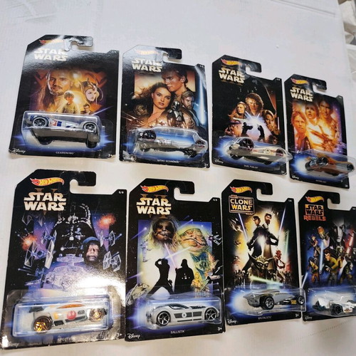 Hot Wheels Star Wars set of 8 cars new, collectible 1/64 scale