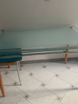 Kitchen table with 2 chairs used set