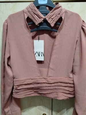 Zara open back crop top new, size Large, dusty apple color