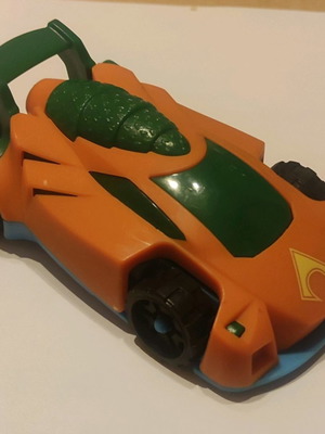 Όχημα Aquaman Kinder μεταχειρισμένο από σοκολατένια αβγά