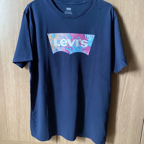 Levi’s blue men's T-shirt authentic, like new, size M