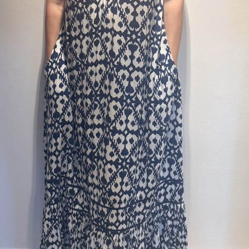 Superdry dress like new, size M, white and blue