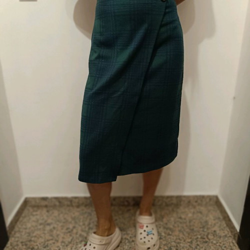 Midi wrap skirt used, blue and green, size M