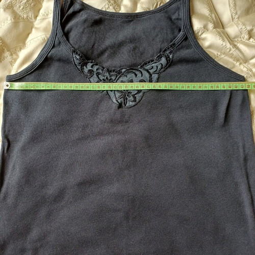 Cotton tank tops set of 2, like new, size L/XL, black