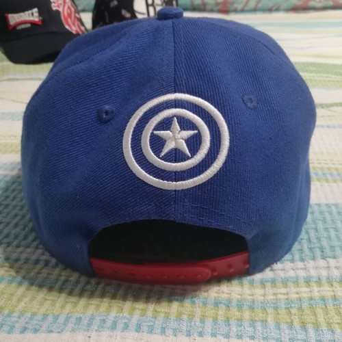 Captain America Marvel Comics hat new, blue and red