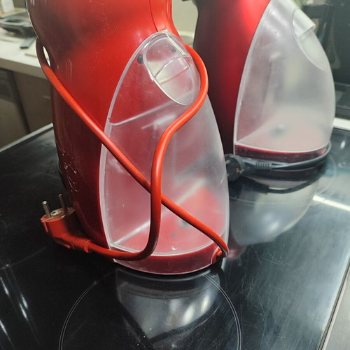 Dolce Gusto espresso machine set with capsule holder