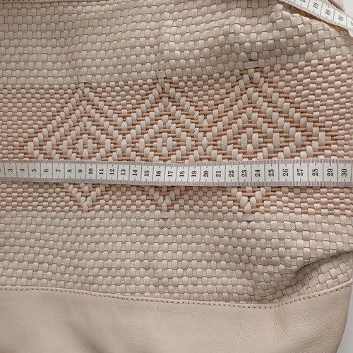 Caprice leather shoulder bag used, beige ecru