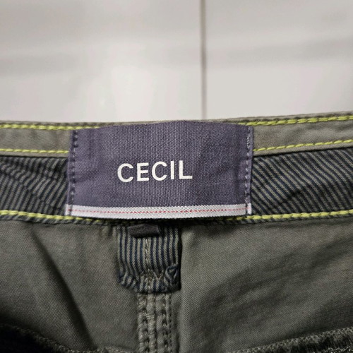 CECIL Capri cargo trousers brand new