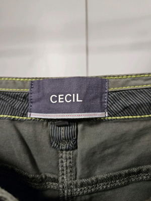 CECIL Capri cargo trousers brand new