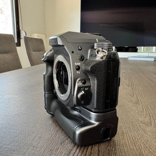 Pentax K-3 Prestige Edition camera like new with 3 lenses