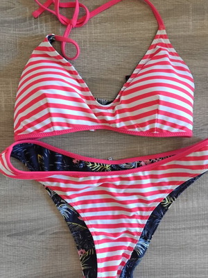 Pieces Reversible Bikini like new, multicolor, size S
