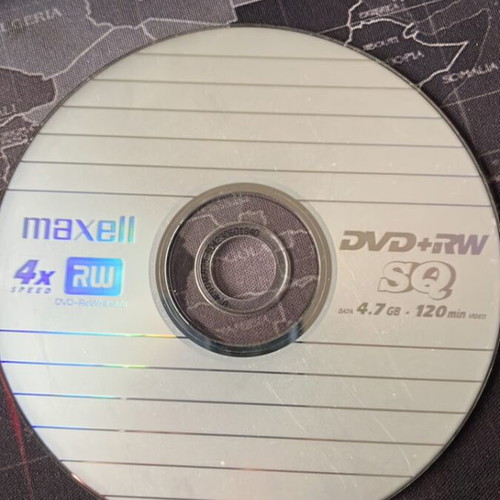 Blank Cd and DvD like new, pack of 14 CDs and 7 DVDs