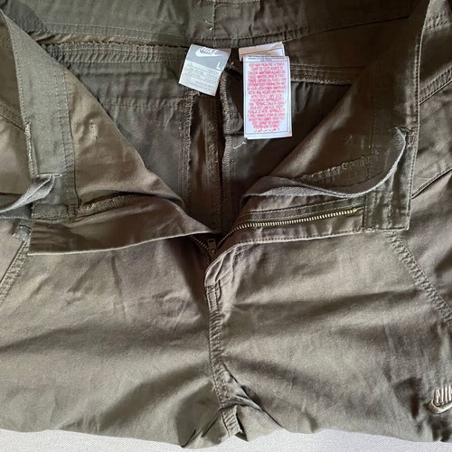 Nike men's wide cargo pants like new, brown