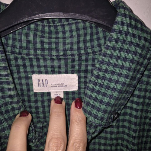 GAP men's shirt like new, size S, blue and green