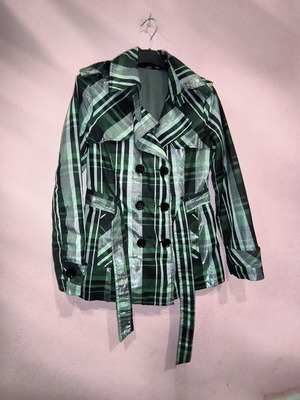 Green checked trench coat with fleece lining like new