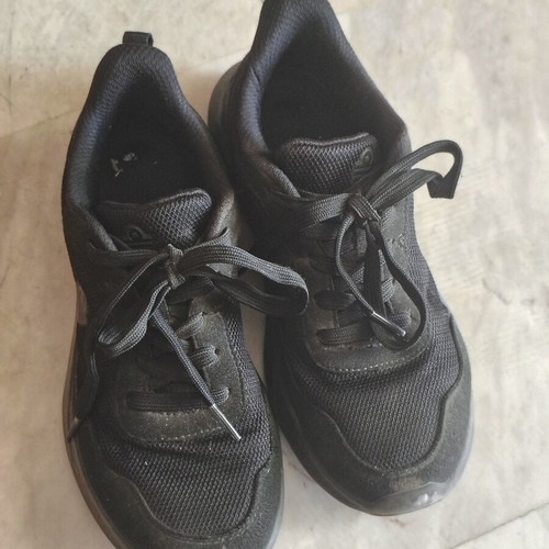 Admiral athletic shoes used, women's black size 36