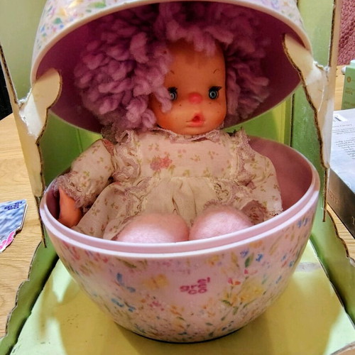 Mini collectible Patapouf in El Greco Easter egg like new