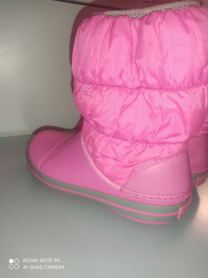 Μποτάκια Crocs για κοριτσάκι μεταχειρισμένα, νούμερο 34-35, ροζ