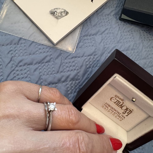 Real Diamond 0.50ct Round Brilliant with GIA Certification like new
