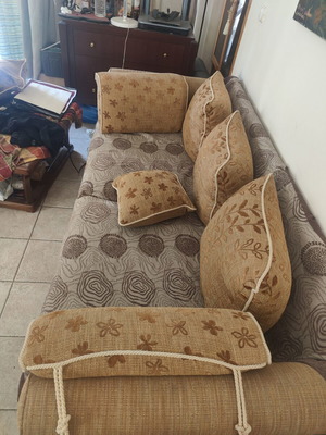 Classic style sofa
