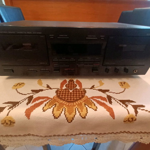 Yamaha cassette player KX-W421 like new