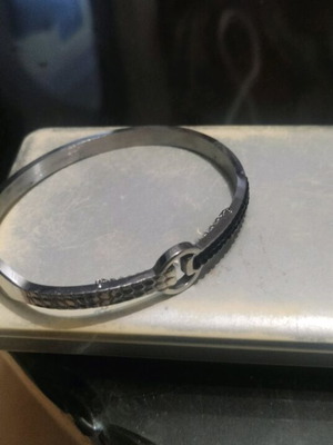 Bracelet and ring set new with adjustable fit