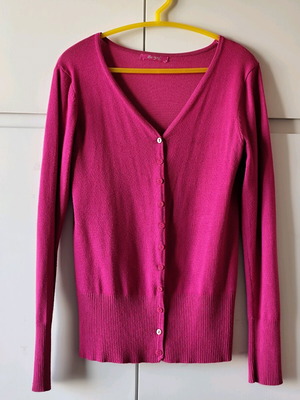 Be You knitted cardigan fuchsia like new, size S